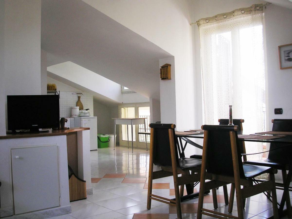 Appartamento Per 4 Persone Acerra 外观 照片
